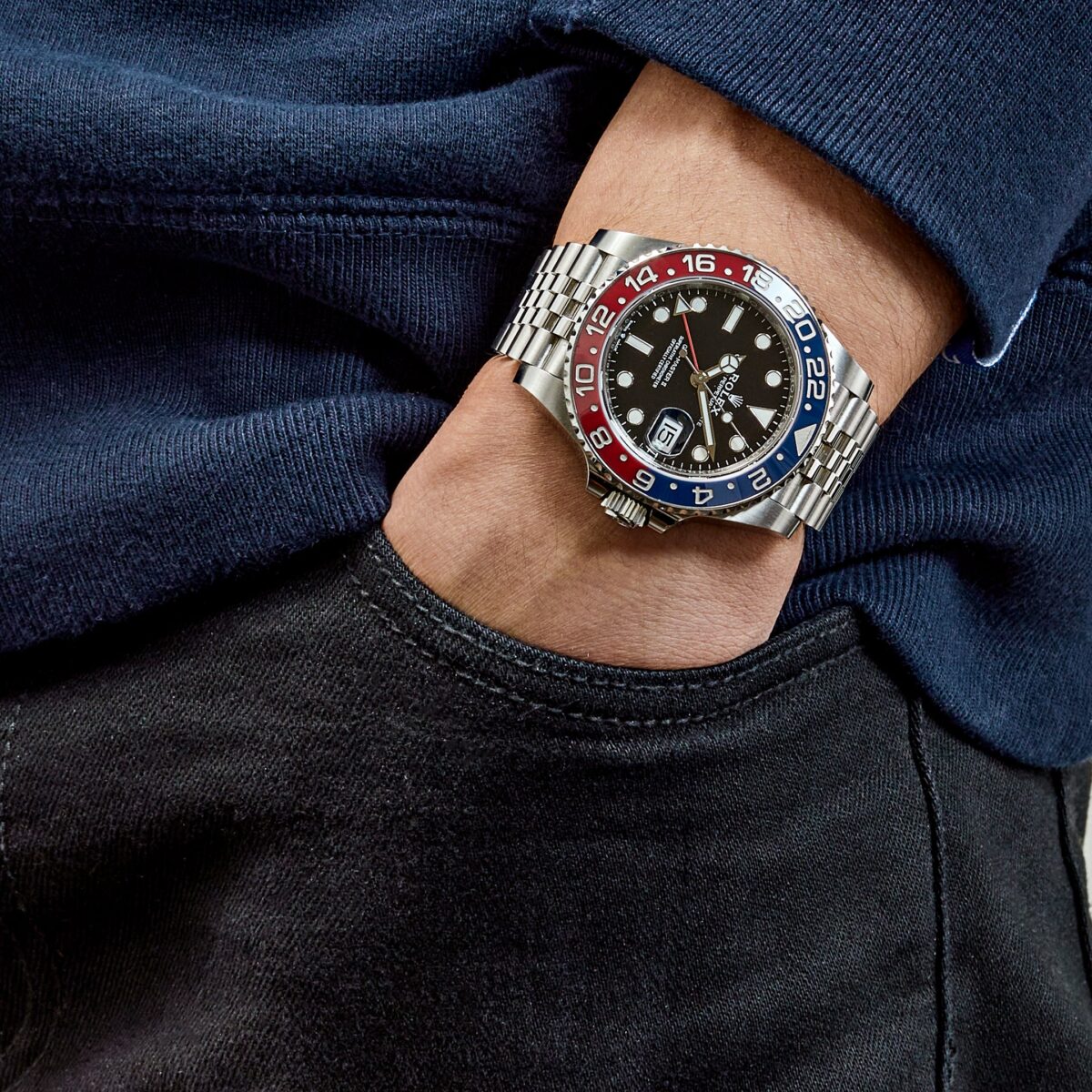 Rolex GMT-Master II 126710BLRO 'Pepsi' Stainless Steel Black Dial Jubilee (2020) - Image 2