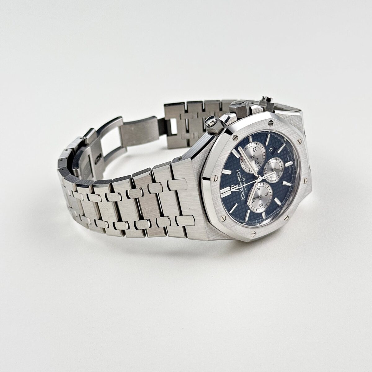 Audemars Piguet Royal Oak 26331ST.OO.1220ST.01 Selfwinding Chronograph Stainless Steel Blue Dial - Image 5