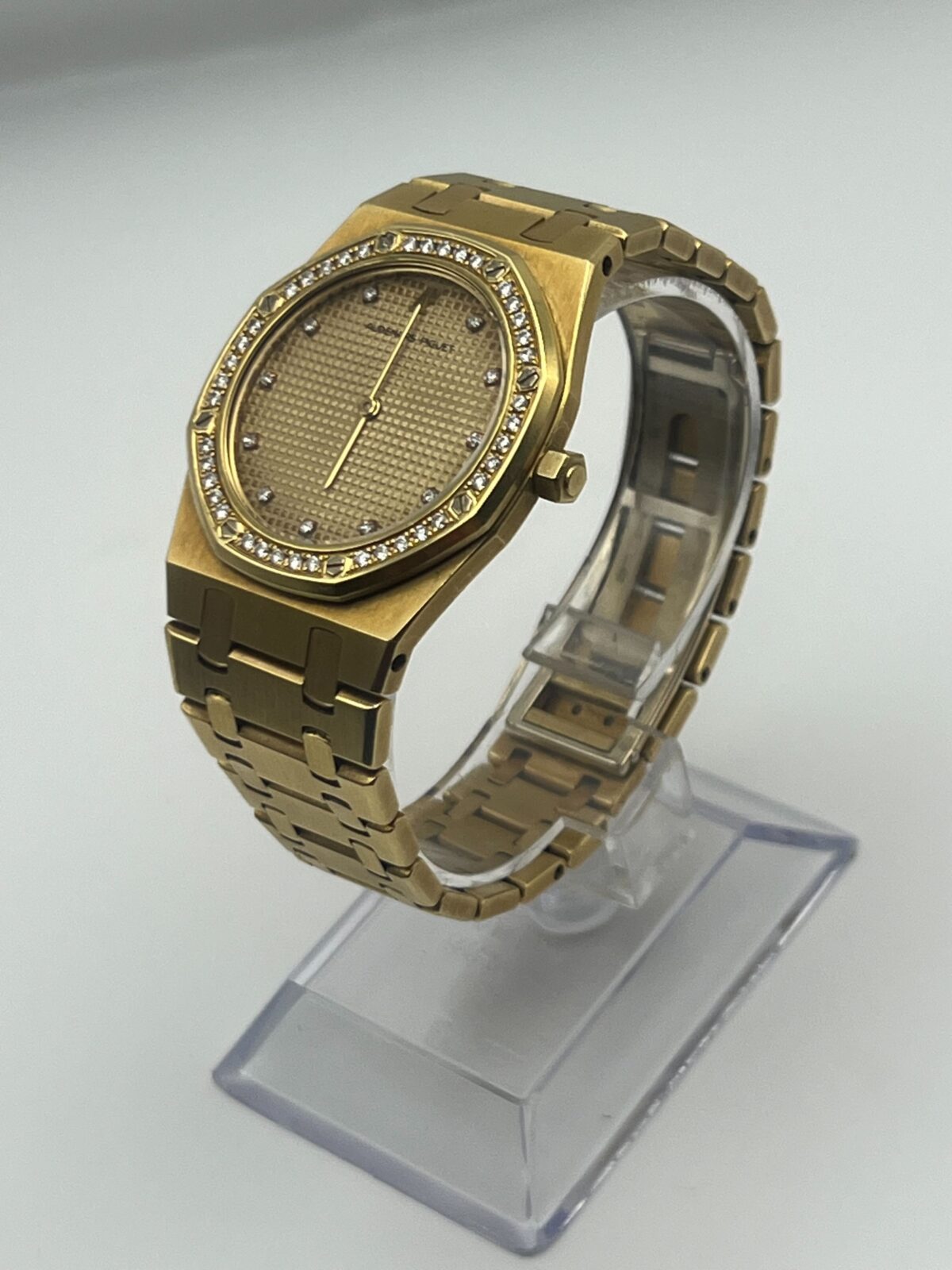 Audemars Piguet Royal Oak 56303BA Yellow Gold Champagne Diamond Dial - Image 3