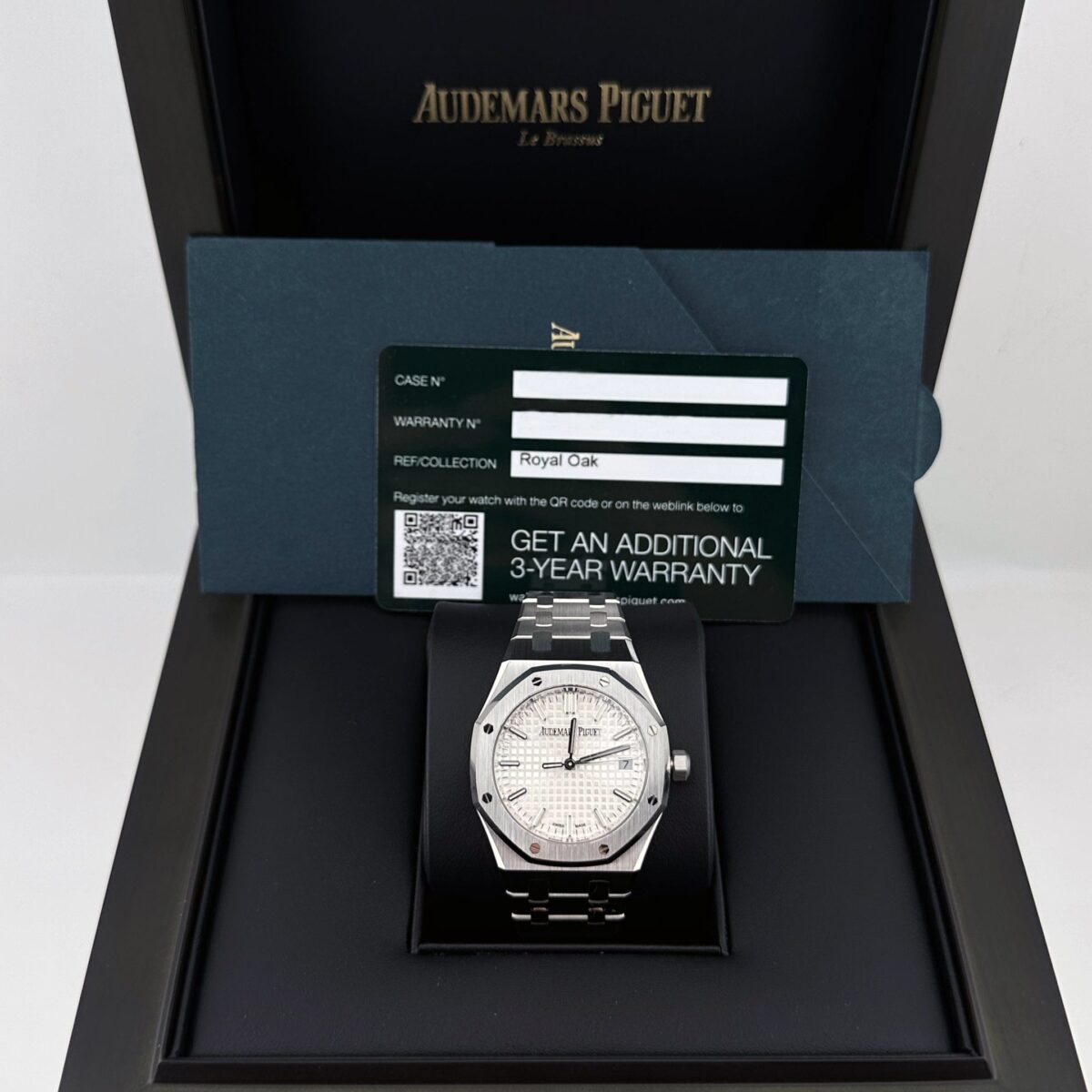 Audemars Piguet Royal Oak 77350ST.OO.1261ST.01  Stainless Steel Silver-toned  Dial (2024) - Image 12