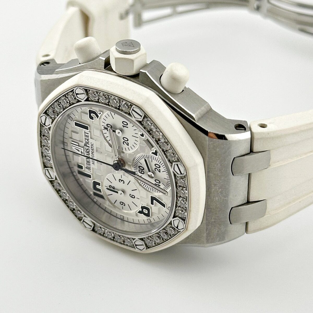 Audemars Piguet Royal Oak Offshore 26048SK.ZZ.D010CA.01 Stainless Steel White Dial Diamond Bezel - Image 3