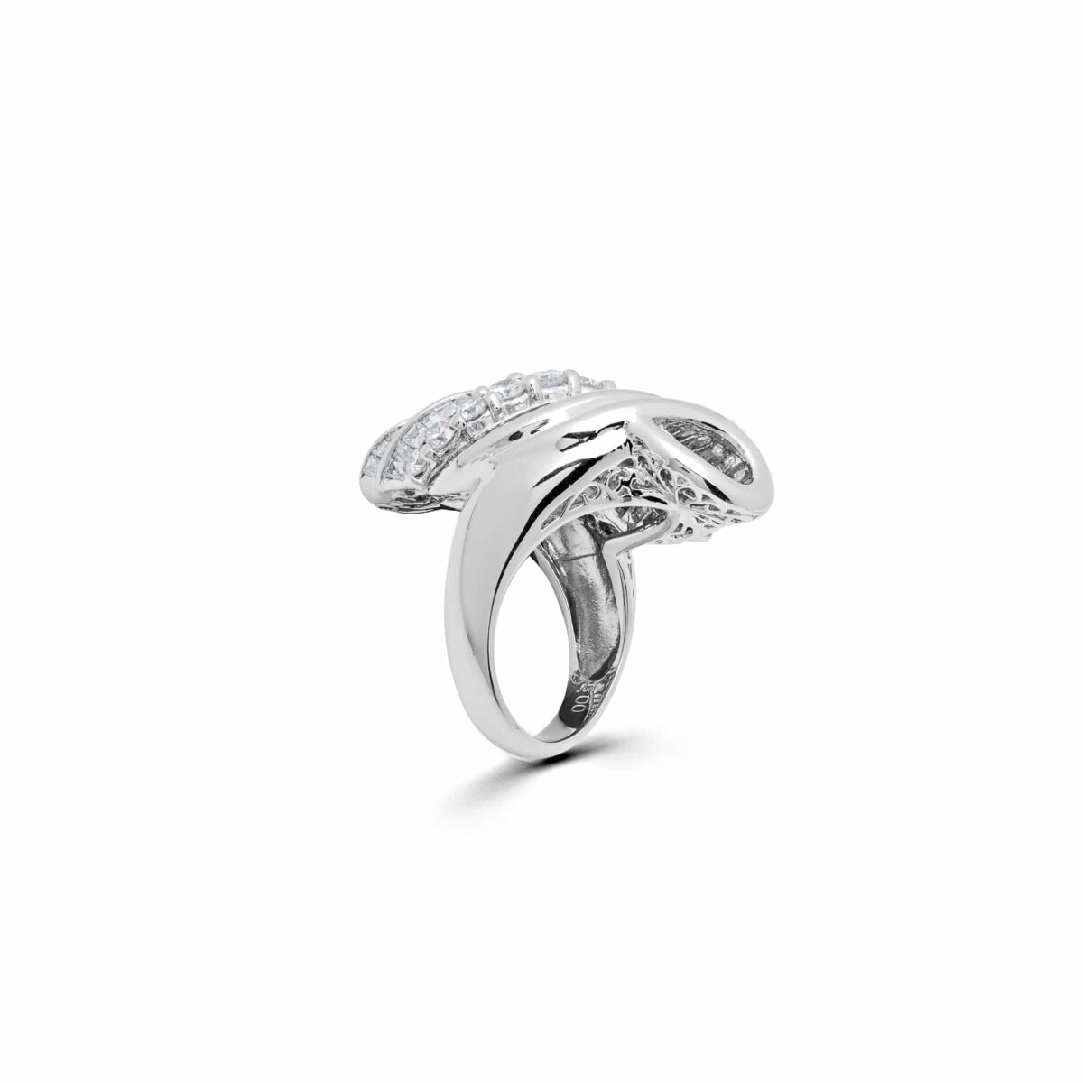 Diamond Seashell Ring - Image 3