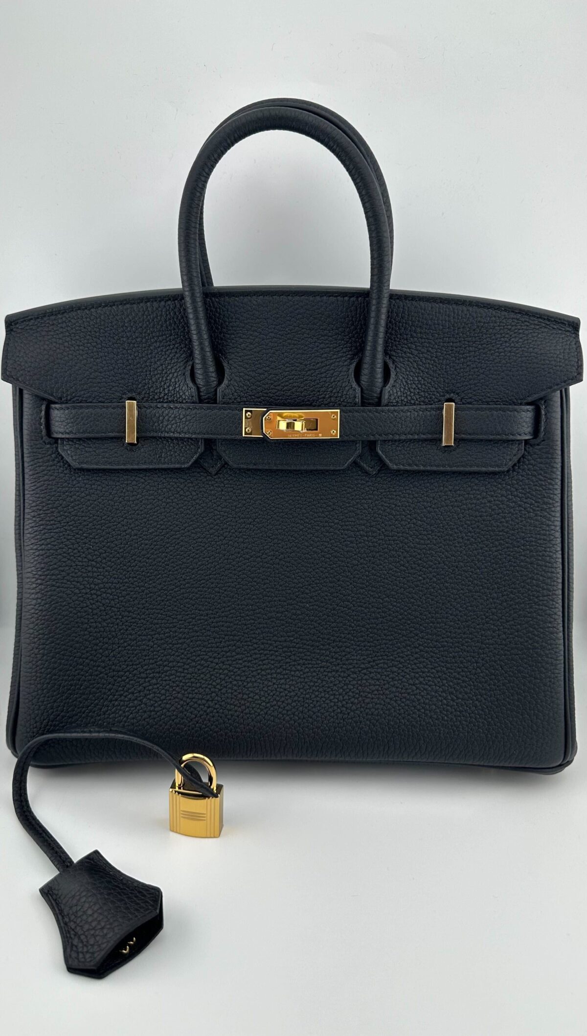 Hermès Birkin 25 Noir Togo Gold Hardware - Image 2