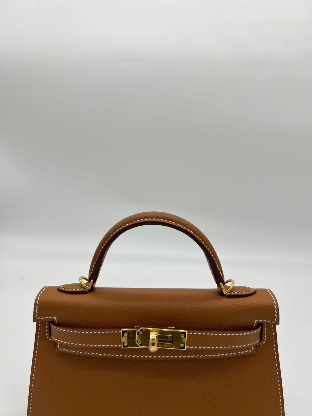 Hermès Kelly 20 Gold Epsom Gold Hardware - Image 3