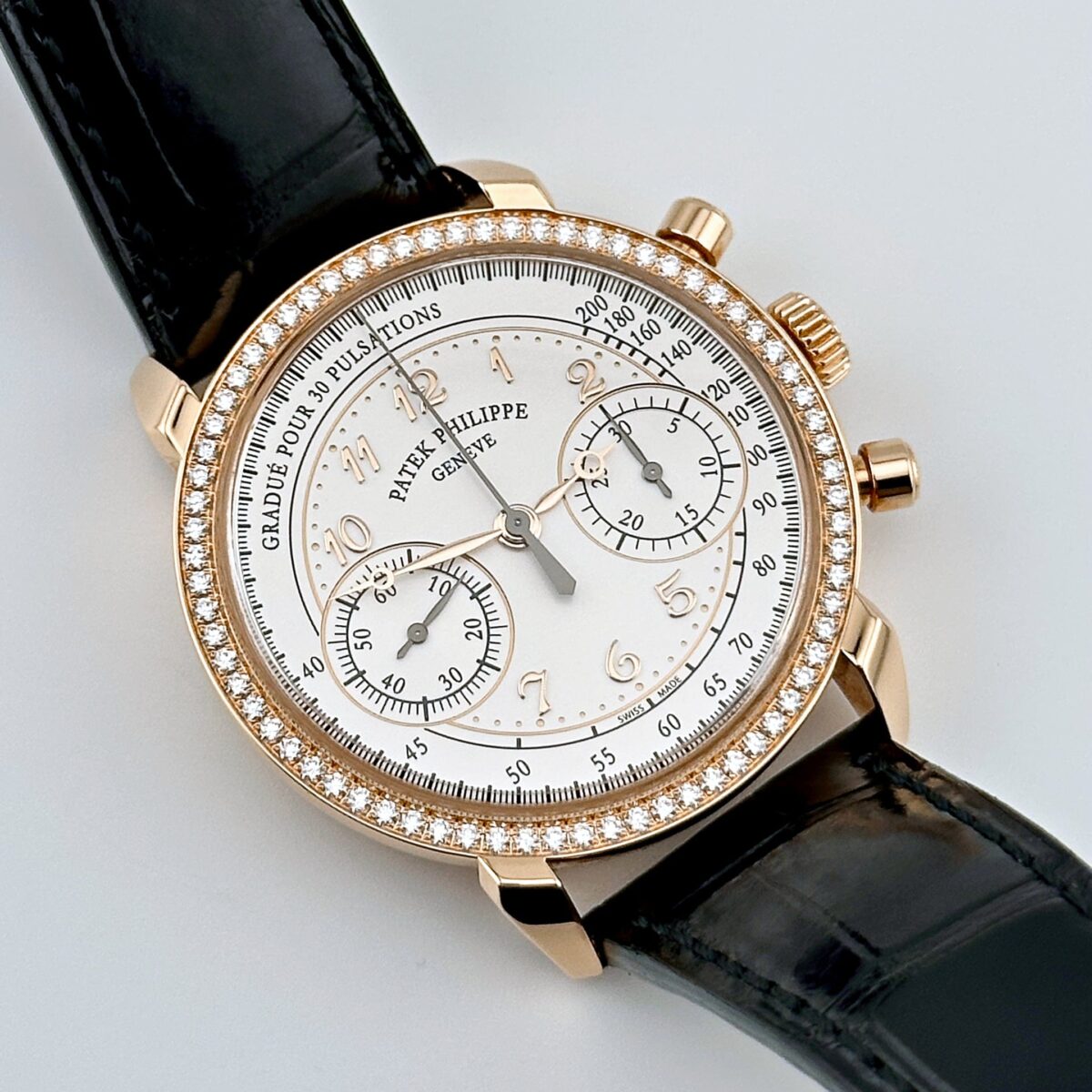 Patek Philippe Chronograph 7150/250R-001 Rose Gold Silver Dial (2022) - Image 2