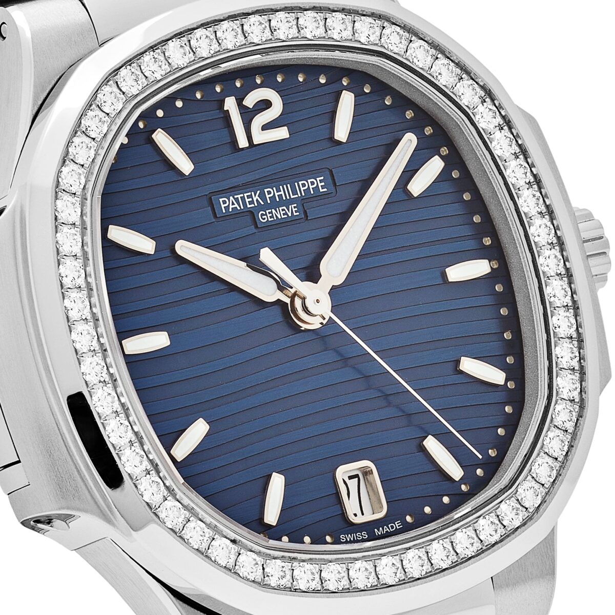 Patek Philippe Nautilus 7118/1200A-001 'Ladies' Blue Dial Diamond Bezel (2024) - Image 5