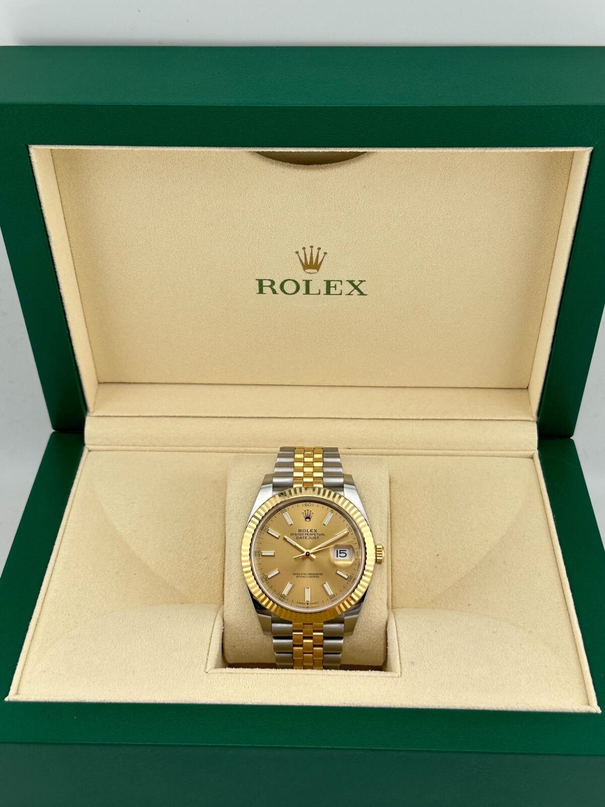 Rolex Datejust 126333 Yellow Gold Stainless Steel Champagne Dial Jubilee (2022) - Image 2