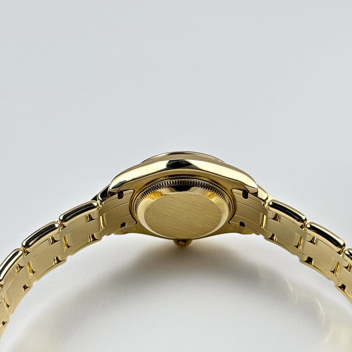 Rolex Datejust Pearlmaster 80298 Yellow Gold Mother of Pearl Diamond Dial (2007) - Image 7