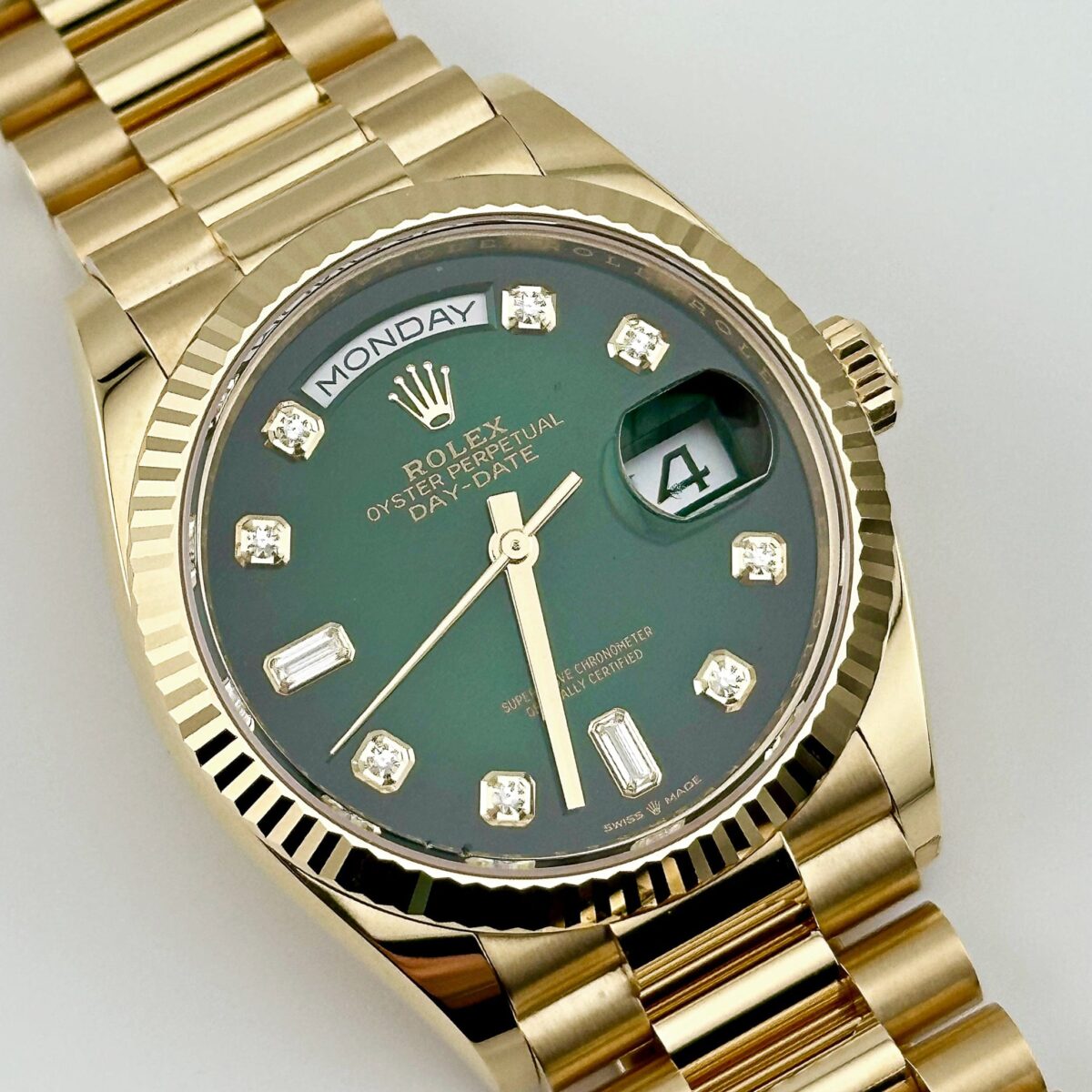 Rolex Day-Date 128238 Yellow Gold Green Diamond Dial (2024) - Image 2